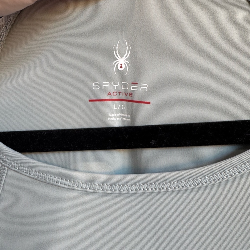 Spyder Women's Soft Gray/Green Short Sleeve Tee - Picture 2 of 8